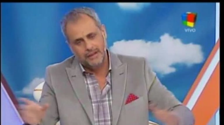 Cacho Castaña negó una estafa de su pareja y apuntó contra su ex: "¡¿No le alcanzó con la que se llevó?! Le banqué hasta los viajes con los machitos"