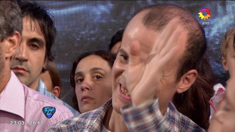 La emoción del hermano de Mery del Cerro al ver a su hermana en la pista de ShowMatch 