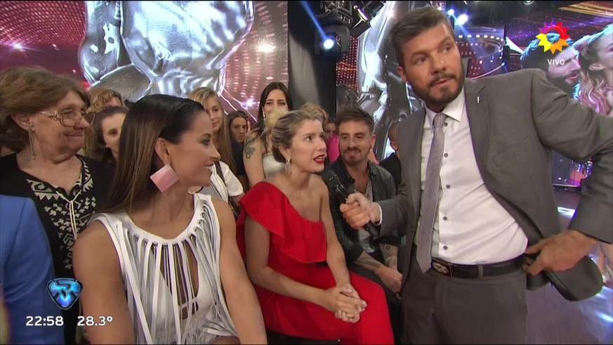 Tinelli calentó la segunda semifinal preguntándoles a Laurita y Lourdes por su viejo enfrentamiento: la reacción de las bailarinas