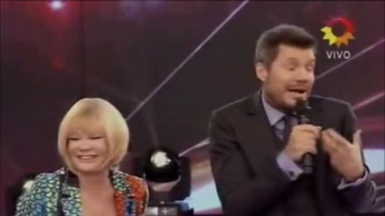 El beso de Soledad Silveyra con el imitador de Sandro y con un camarógrafo de ShowMatch