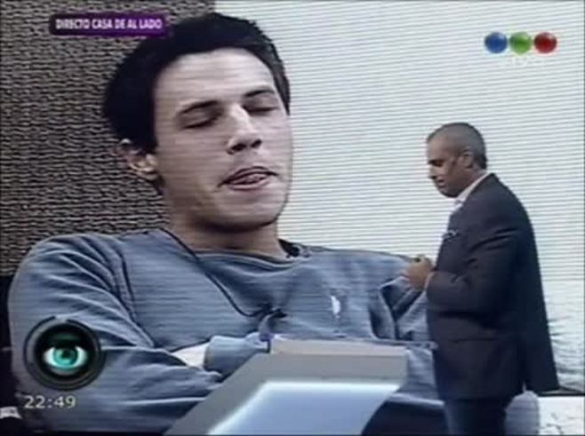 Ezequiel tiene nueva compañía en GH 2012: ¡mirá su reacción!