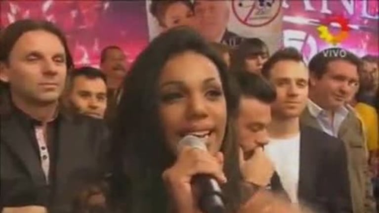 La novia del Tirri, más celosa que nunca: amenazó a la bailarina ¡y le comió la boca a su pareja!