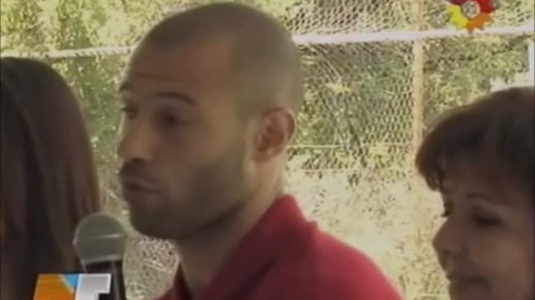 El llanto de emoción de un niño al ver a Javier Mascherano