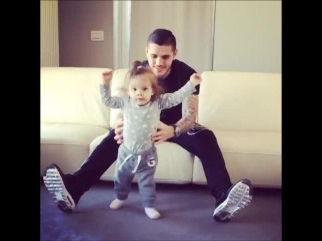 Francesca Icardi se lanzó a caminar: ¡mirá el tierno video!