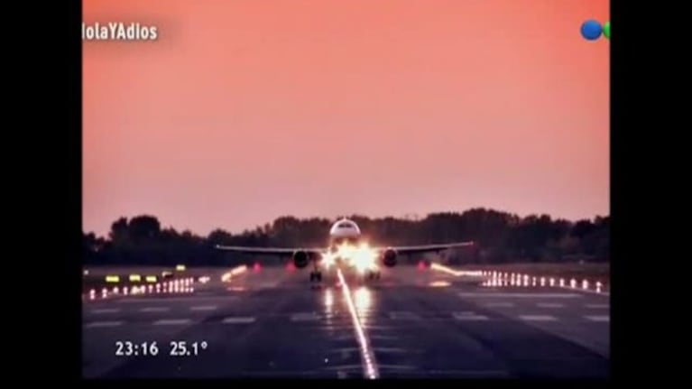 Mirá el video con la despedida en Ezeiza de Belu y Brandon, la pareja que se gustó en Tinder y se conoció tras chatear 13 meses