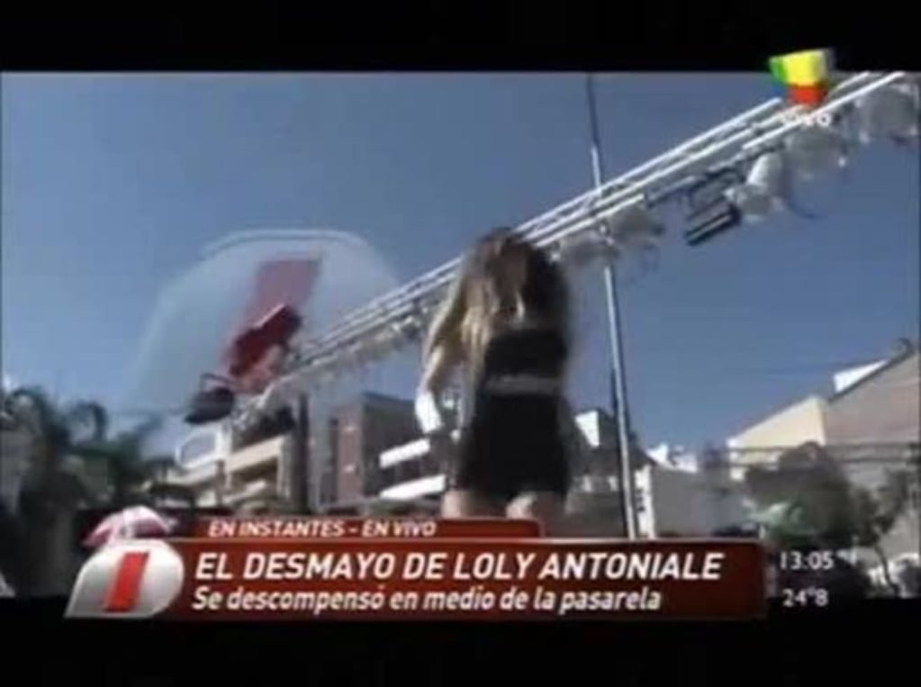 Loly Antoniale se desmayó en pleno desfile