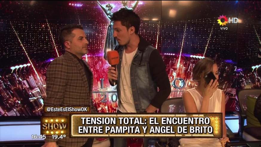 El picante cruce de Pampita con Ángel de Brito