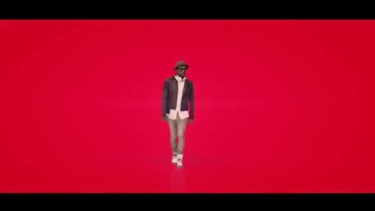 Miley Cyrus participó del nuevo videoclip del tema Feeling myself de Will.i.am