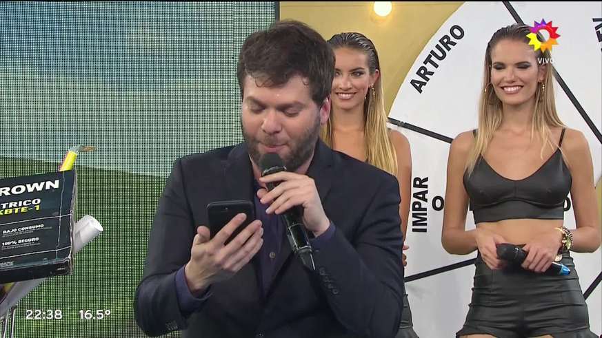 Guido Kaczka presentó a su hija recién nacida, Helenita