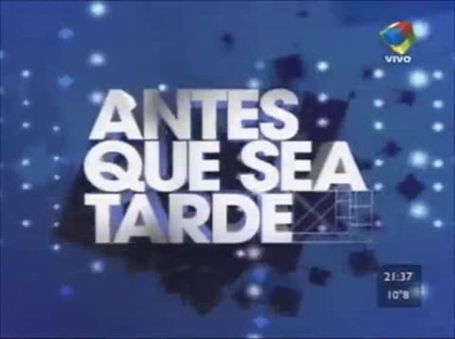 Guillermo Coppola en un juego de seducción con Amalia Granata