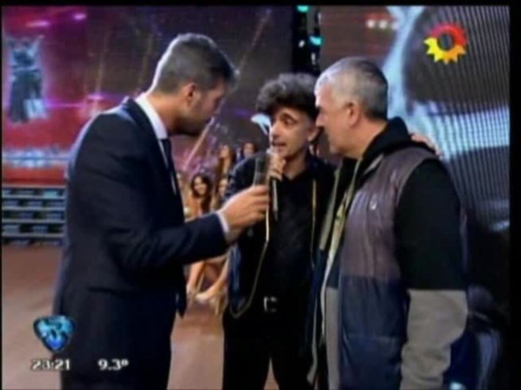 Posca y Dady le cantaron a Tinelli en  ShowMatch