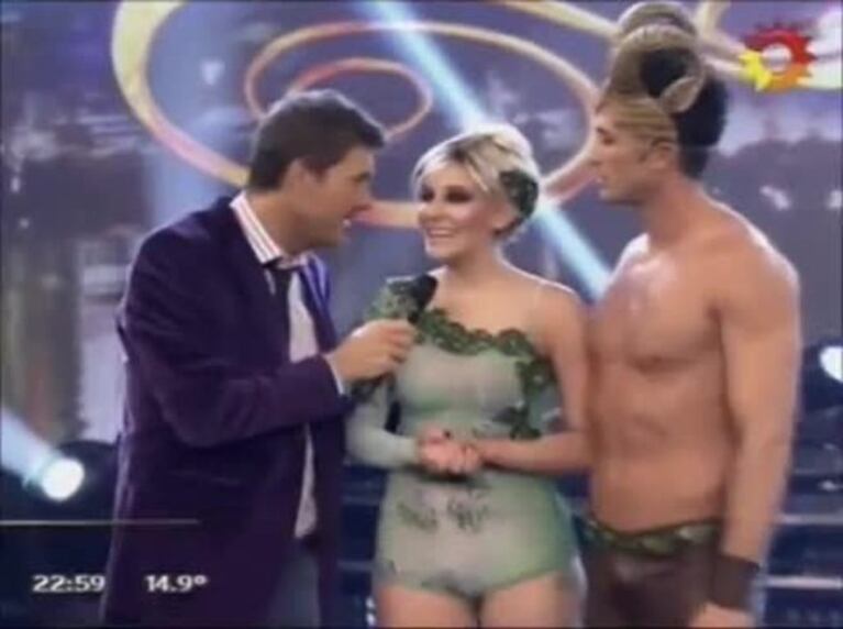 Charlotte Caniggia bailó en la bio-esfera y DJ Piloto besó a Flavio Mendoza
