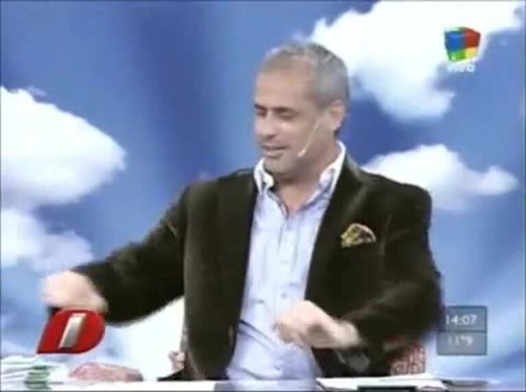 Jorge Rial se volvió "loco" con un panelista y… ¡voló todo por el aire!