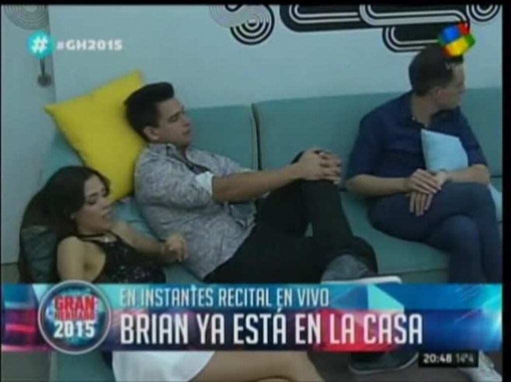 Brian volvió a la casa de Gran Hermano 2015 y palpitó la gran final con un divertido recital