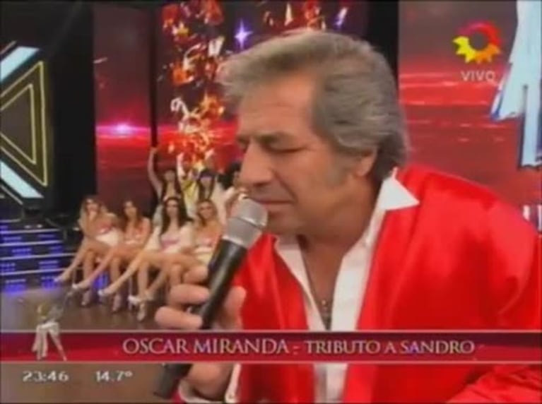 El imitador de Sandro que hizo llorar de emoción a Tinelli y Soledad Silveyra