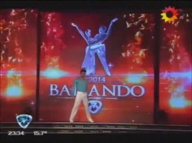 Fátima Florez bailó la salsa en trío con Laura Fidalgo