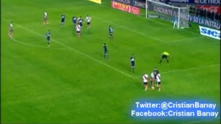 El desubicado insulto de un relator de Gimnasia a Teo Gutiérrez: mirá cómo reaccionó el jugador de River