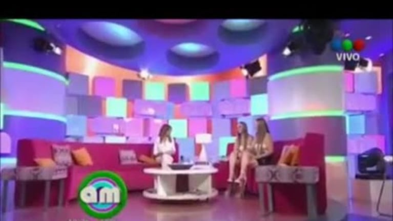 Las gemelas Lilian y Marisa Kuegler, otra vez enamoradas del mismo hombre: "El momento de intimar siempre es de a tres"