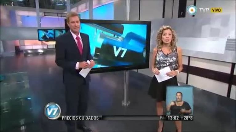 "Matamos por encargo", el curioso mensaje que salió en la TV Pública y es furor en Twitter: hasta Tinelli lo retuiteó