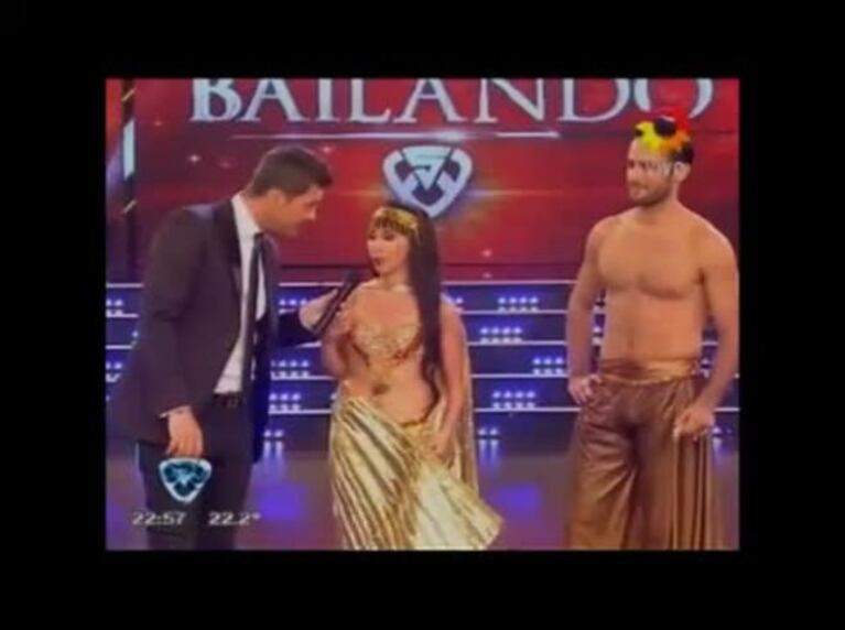 Eleonora Cassano sorprendió con un inédito don muy especial: ¡mirá cómo mueve su panza! y el consejo de Moria Casán para las mujeres