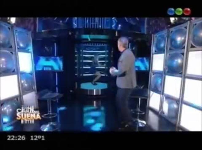 Angela Torres y una imitación de la Madonna ochentosa en Tu cara me suena