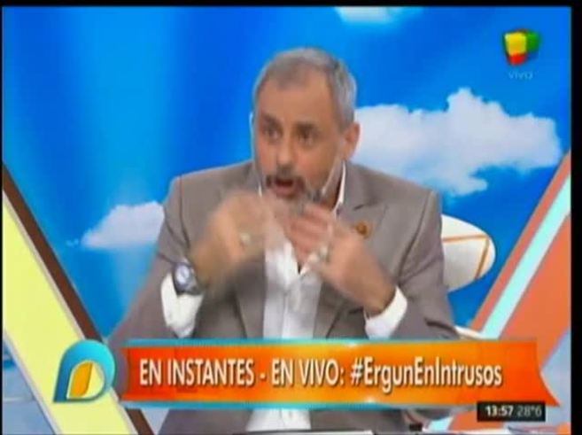 El saludo de Rial y Ergün Demir que provocó una inesperada reacción de Marcela Tauro: "Son dos falsos"