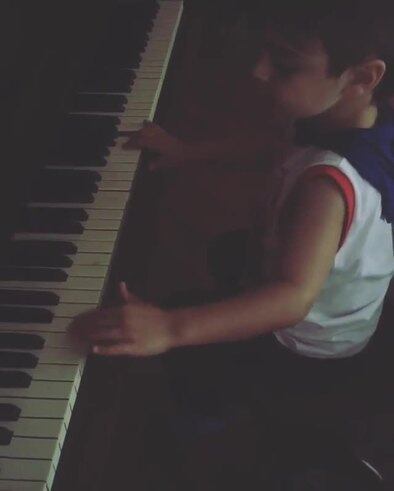 El video más tierno del hijo de Gonzalo Heredia y Brenda Gandini