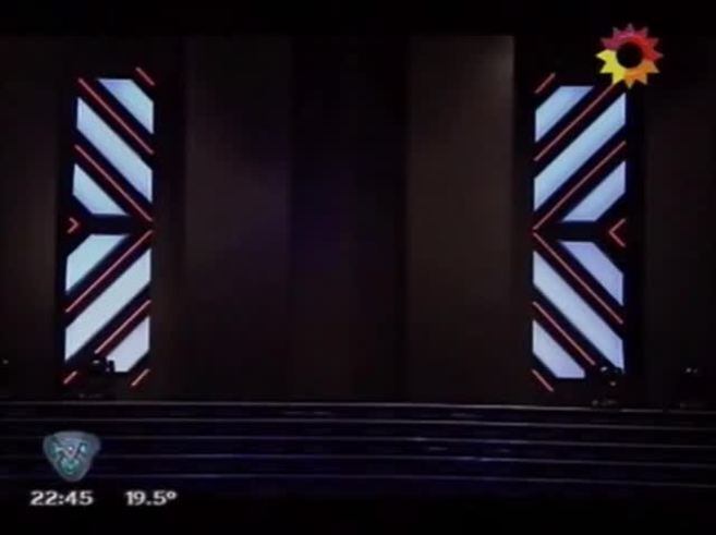 El brillante K-Pop de Cinthia Fernández en ShowMatch