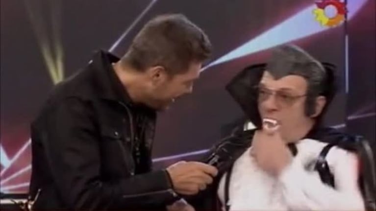 Campi divirtió con su previa lookeado como Drácula pero no le alcanzó para el baile