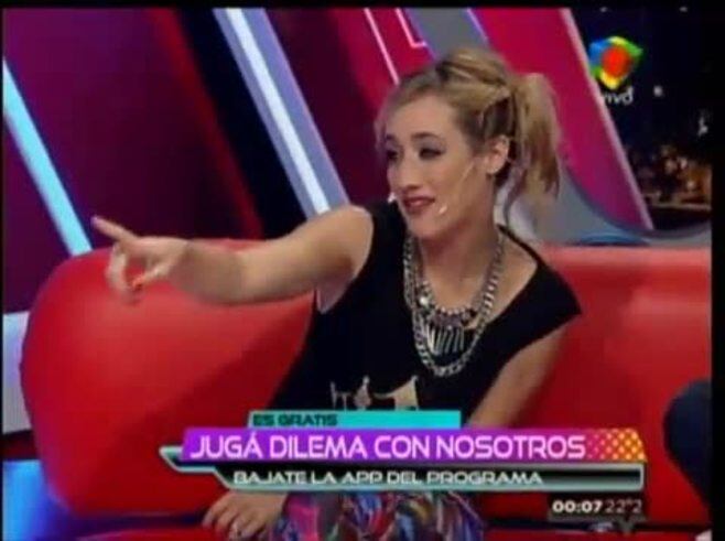 Duelo de generaciones en Animales Sueltos: la teoría de Horacio Pagani sobre cuándo hay noviazgo ¡y el retruque de Camila Salazar!