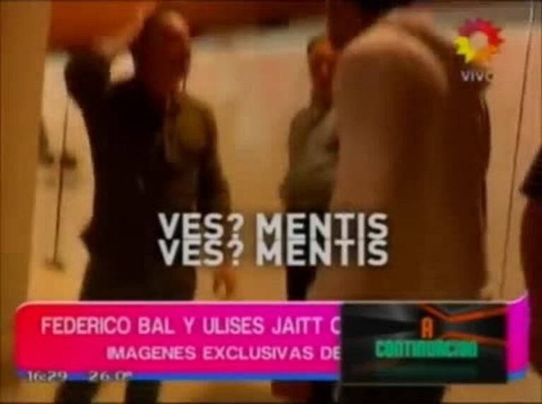 Federico Bal y el hermano de Natacha Jaitt: el video de la pelea en el hall del teatro