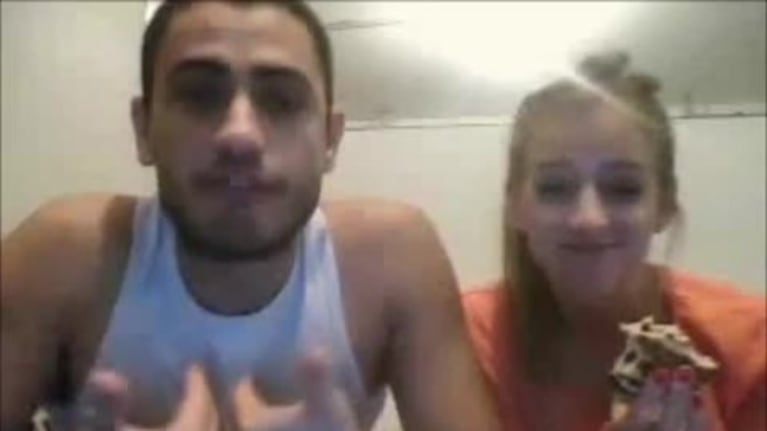 Walquiria y Mario de Gran Hermano 2012 mostraron su intimidad en una divertida twitcam
