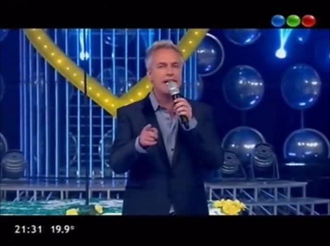 Laura Esquivel brilló en Tu cara me suena como Christina Aguilera