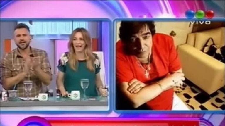 El divertido blooper de Cacho Castaña en AM: ¡reclamo en vivo por el cambio de horario!