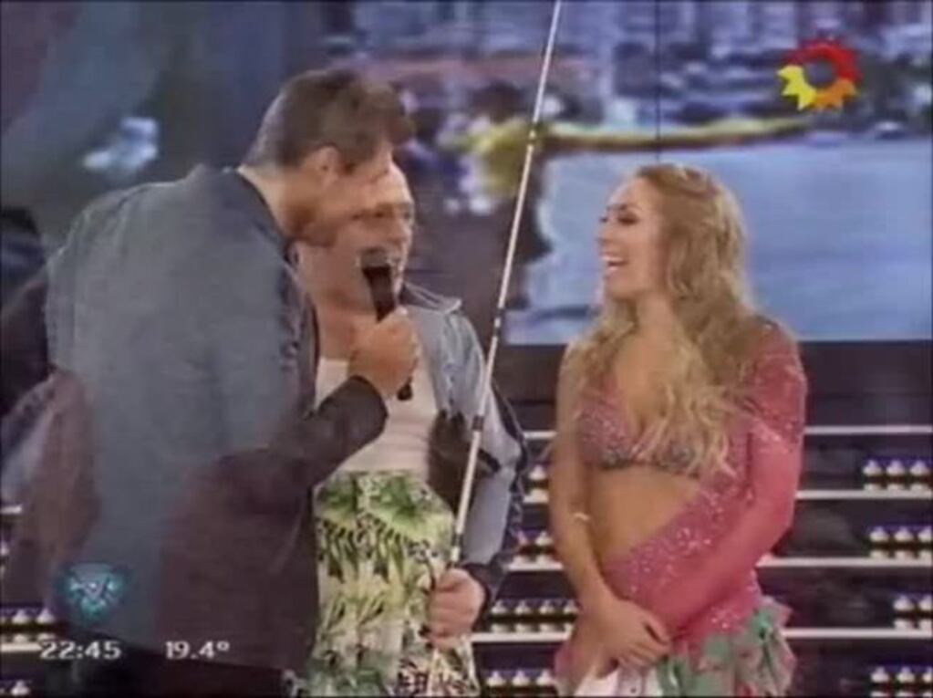 A Barby le preguntaron por el beso de Hoppe y Laurita en ShowMatch