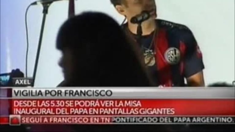 El show de Axel en la vigilia de asunción del papa Francisco
