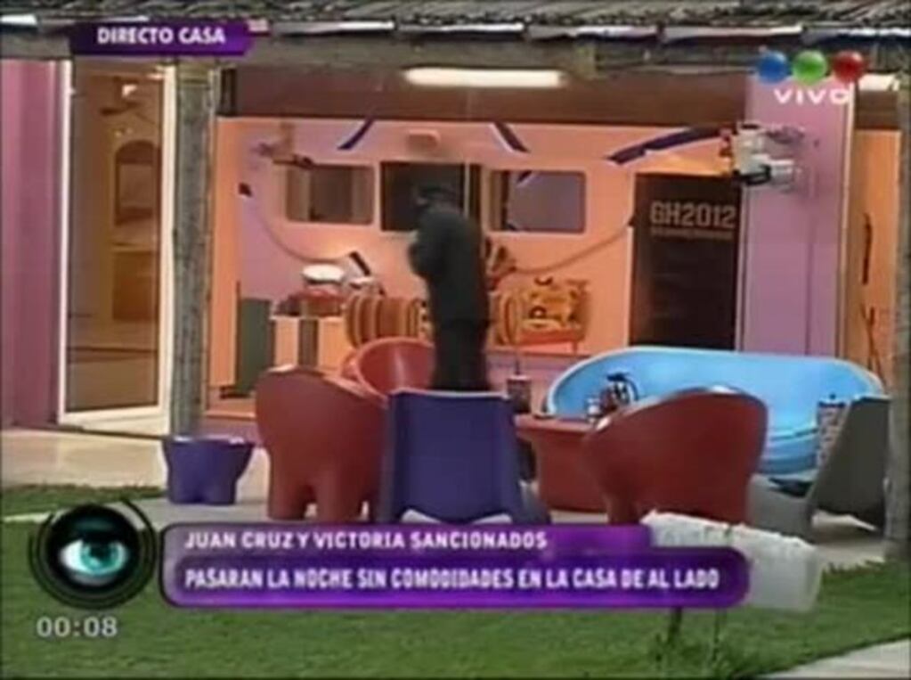 Gran Hermano 2012: Victoria y Juan Cruz ingresaron a la casa de al lado 