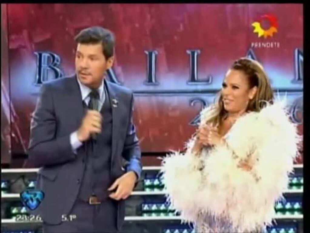 Iliana Calabró presentó a su novio italiano en ShowMatch y mirá cómo replicó un picante comentario de Ángel De Brito