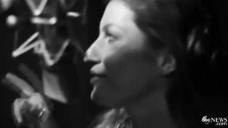 Gisele Bündchen canta y baila sensualmente por una buena causa