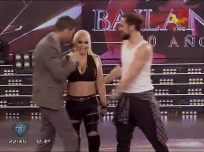 El baile hot de Verónica Ojeda en Bailando 2015