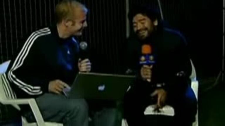 Diego Maradona, fanático de El Chavo del 8: su imperdible reacción el día que le anunciaron su falsa muerte