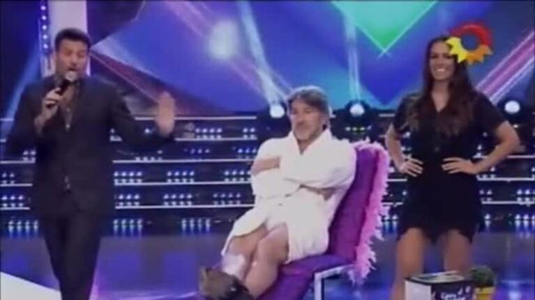 Pachu Peña y Waldo Navia fueron depilados en Canta si puedes