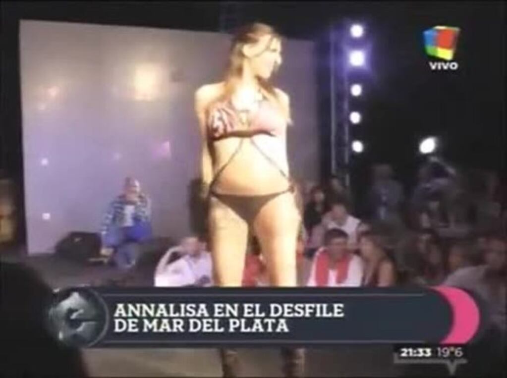 El papelón de Annalisa Santi peleando por el lugar con Silvina Escudero en la fiesta de Gente 