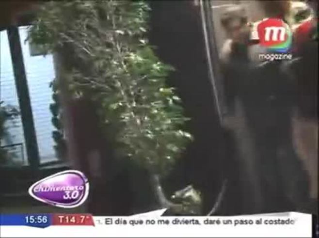 Cacho Rubio junto a su "amiga" de... ¡18 años!