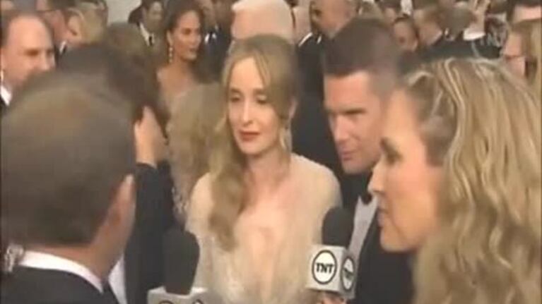 Oscar 2014: los glamorosos looks en la alfombra roja ¡y osada transparencia de Angelina Jolie!