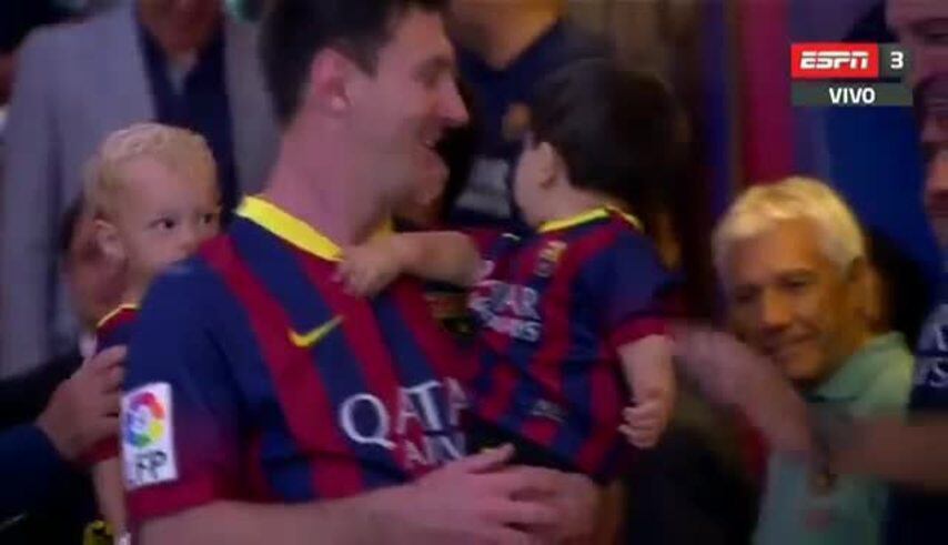 La imagen más tierna de Lionel Messi y Neymar con sus hijos: mirá el video