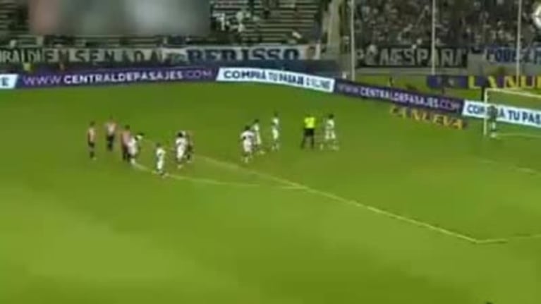 ¡El audio! La furia del relator más famoso de Gimnasia tras el escándalo en el clásico con Estudiantes: "Hay que ser guapo, pero adentro de la cancha, como Maradona"