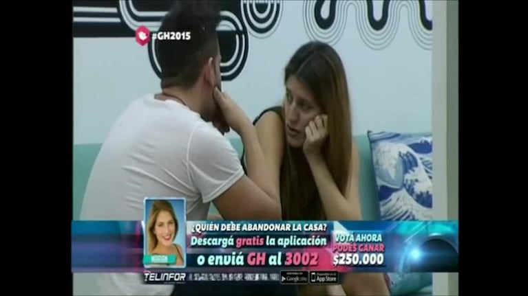 Marian quiere volver a ver el video en el que Brian la deja porque... ¡no lo entendió!