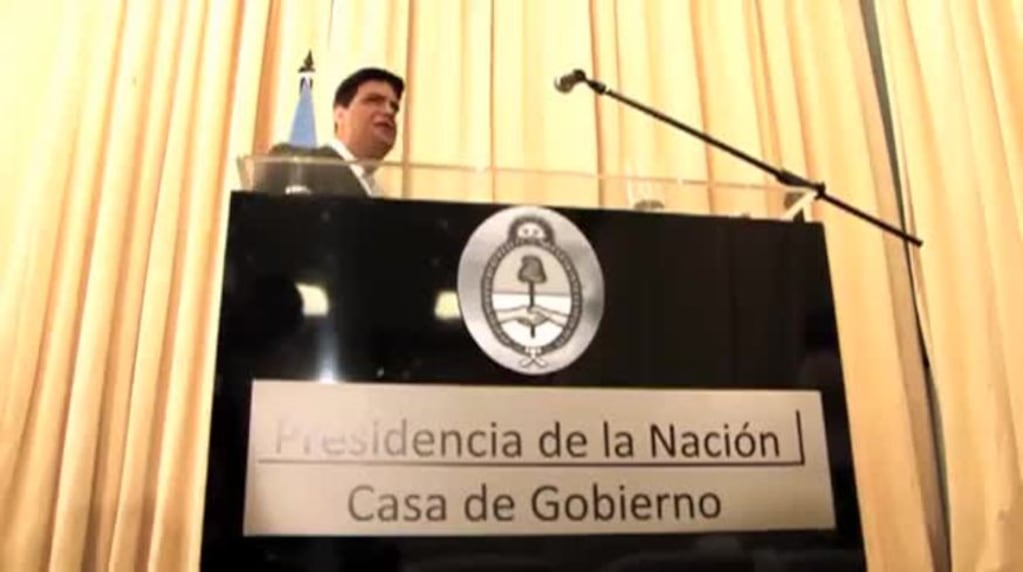 La picante parodia de Marcelo Tinelli a Capitanich y su conferencia rompiendo el Clarín