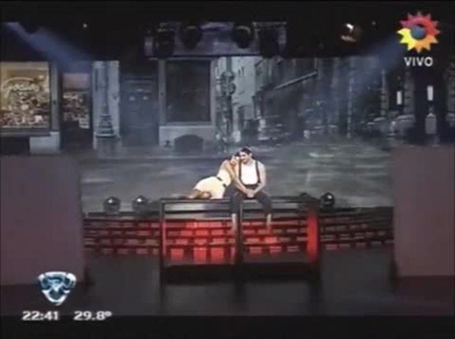 Impactante coreografía Paula Cháves y Peter Alfonso en el ritmo libre